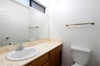2027 Emerald St Unit B 07