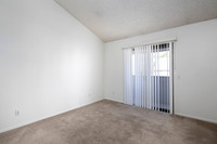 2027 Emerald St Unit B 12