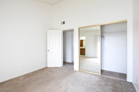 2027 Emerald St Unit B 20