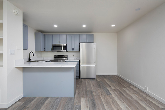 6386 Rancho Mission Rd #313 04