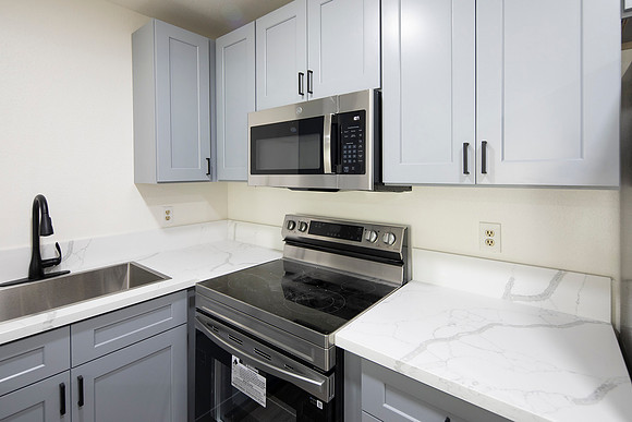 6386 Rancho Mission Rd #313 09