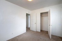 2112 Thomas Ave 16