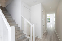 3024 Estero Rd 18