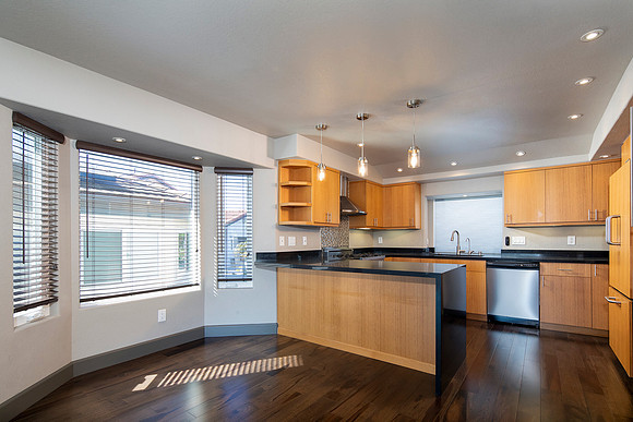 4607 Janet Place 21
