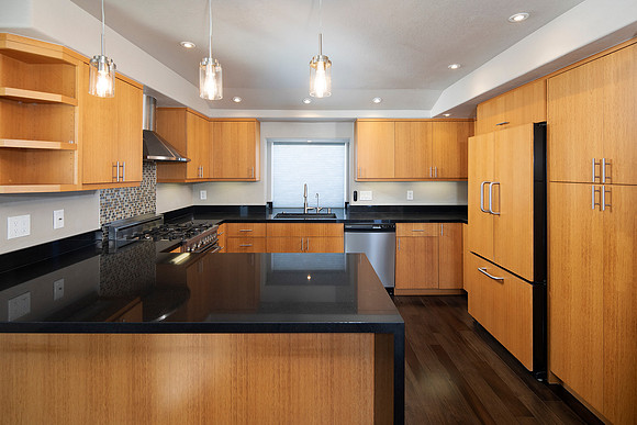 4607 Janet Place 23