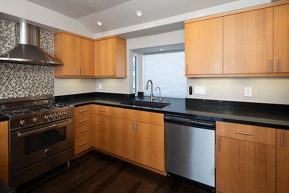 4607 Janet Place 24