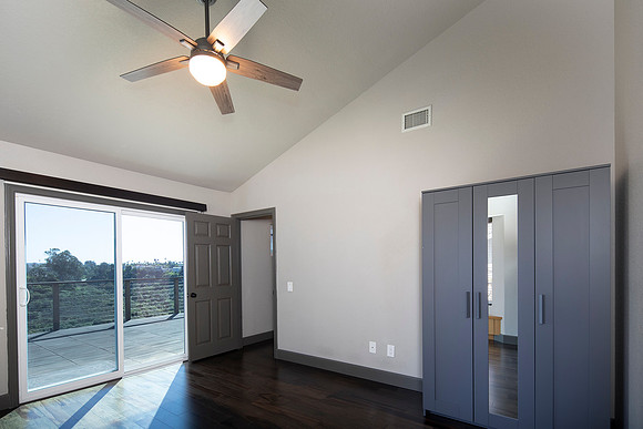 4607 Janet Place 30
