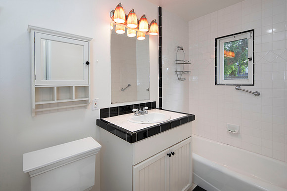 409 Dunmere Dr 08