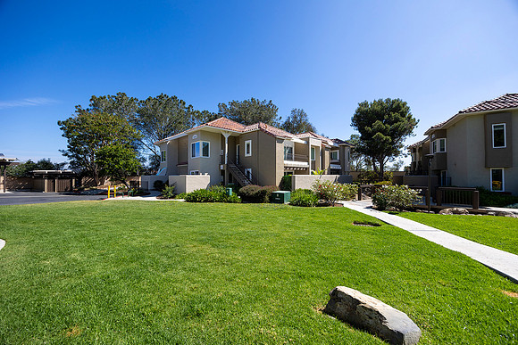 Bella Del Mar 32