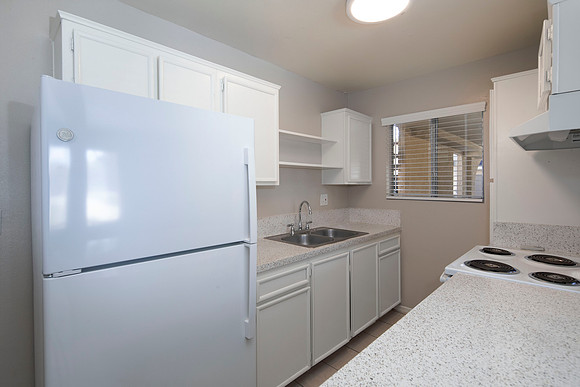 12630 Lakeshore Dr #07 05