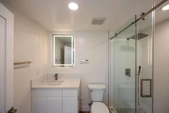 1561 La Plaza Dr 34