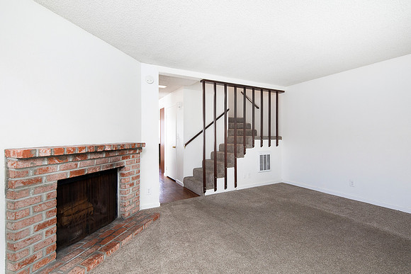 2014 Thomas Ave #01 02