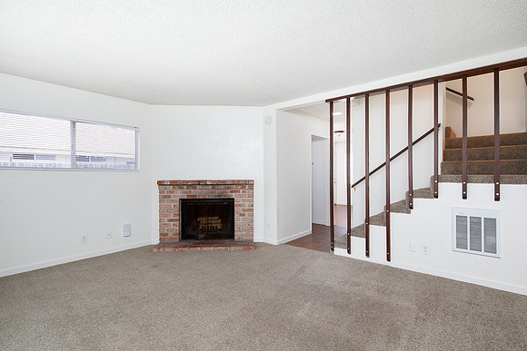 2014 Thomas Ave #01 03