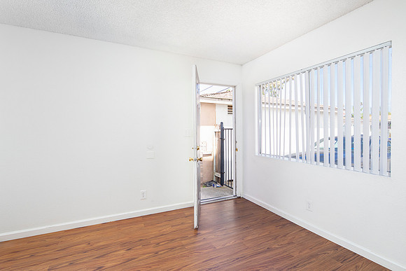 2014 Thomas Ave #01 07