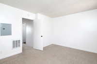2014 Thomas Ave #01 12