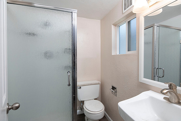 4761 Jessie Ave 26
