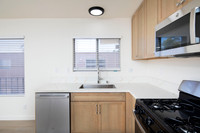 4537 Hamilton St #06 07