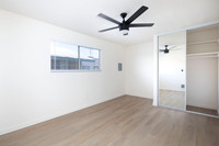 4537 Hamilton St #06 11