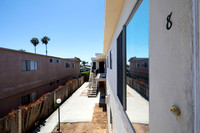 4537 Hamilton St #08