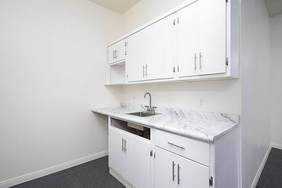 3047 University Ave #201 07