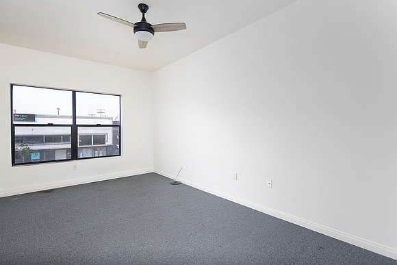 3047 University Ave #201 11