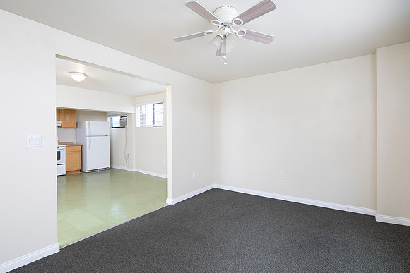 3047 University Ave #303 10
