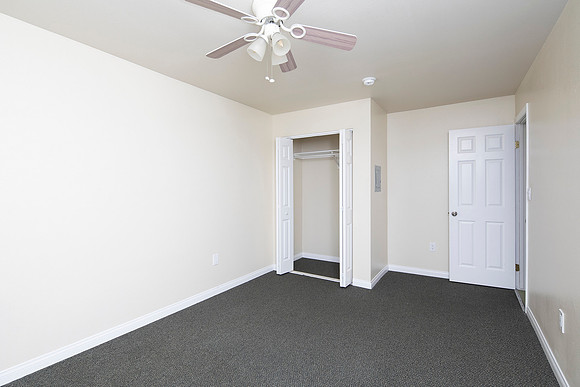 3047 University Ave #303 12