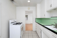 4361 half Mississippi St 09