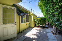 4361 half Mississippi St 07
