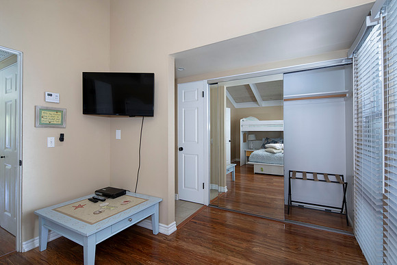 1767 Coast Blvd 05
