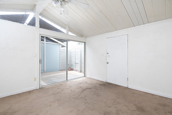 6254 half Stanley Ave 05