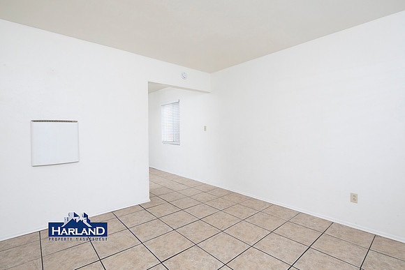 1227 East 18th St WM 02
