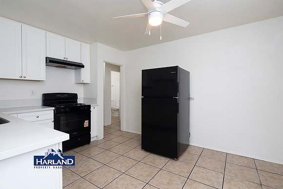 1227 East 18th St WM 05
