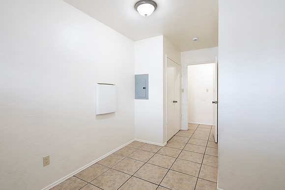 1227 East 18th St 10