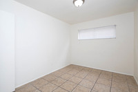 1227 East 18th St 12