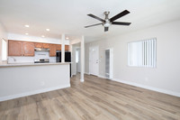 2297 Via Esmarca Unit B 04