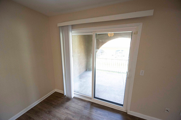 2239 Via Esmarca Unit A Move Out Dining Room 07