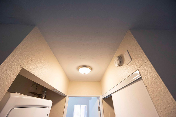 2239 Via Esmarca Unit A Move Out Entry 10