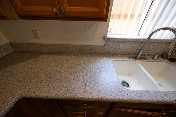 2239 Via Esmarca Unit A Move Out Kitchen 19