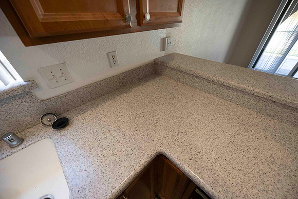 2239 Via Esmarca Unit A Move Out Kitchen 21