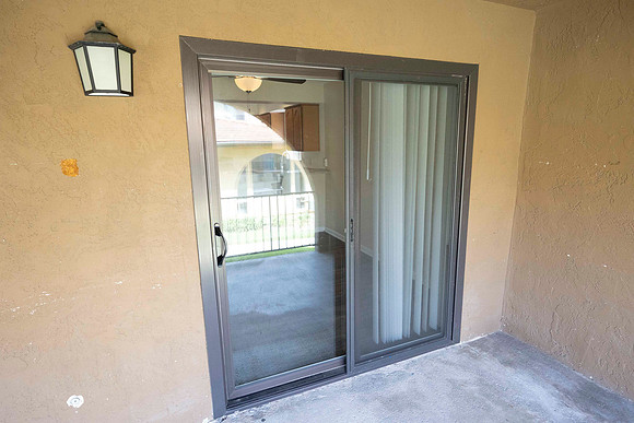 2239 Via Esmarca Unit A Move Out Patio 07