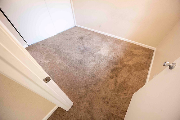2239 Via Esmarca Unit A Move Out Up Bedroom 1 02