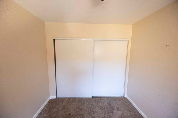 2239 Via Esmarca Unit A Move Out Up Bedroom 1 04
