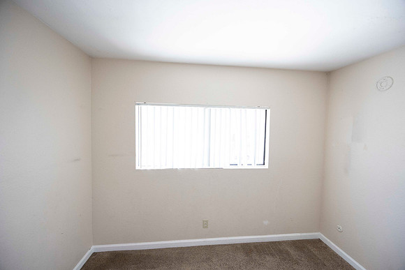 2239 Via Esmarca Unit A Move Out Up Bedroom 2 04