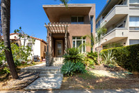 3528 Indiana St