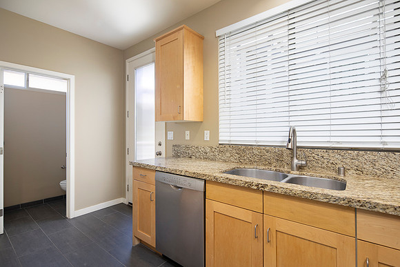 3528 Indiana St 13