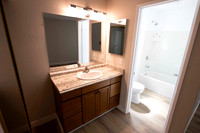 2297 Esmarca B Move In Bathroom 14