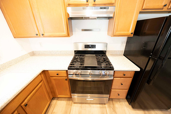 2297 Esmarca B Move In Kitchen 04