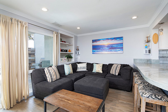 1757 Coast Blvd 02