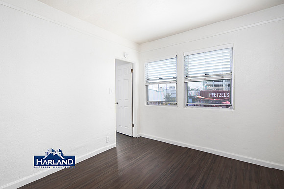 3809 Ray St WM 09